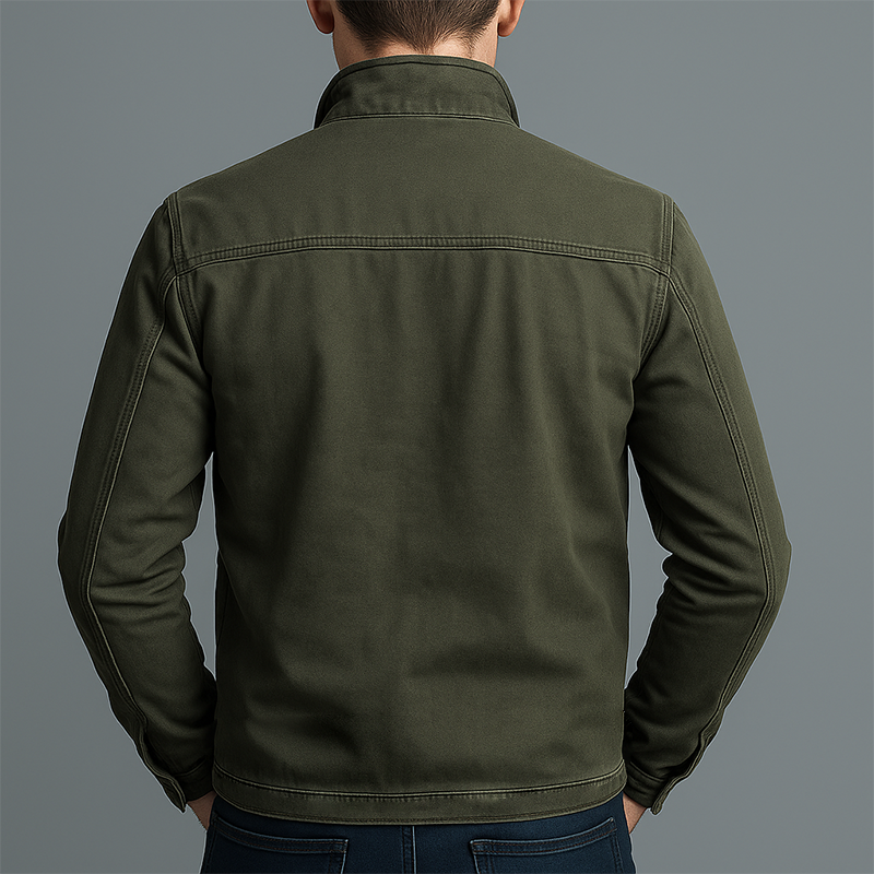 Chaqueta con cuello alto, cremallera y bolsillos múltiples