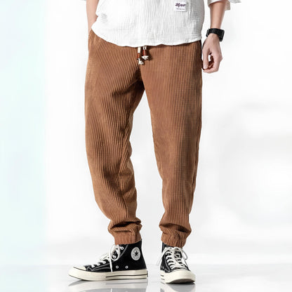 Pantalón de algodón y poliéster de corte holgado