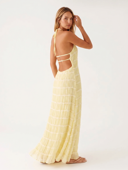 Vestido largo halter con volantes escalonados