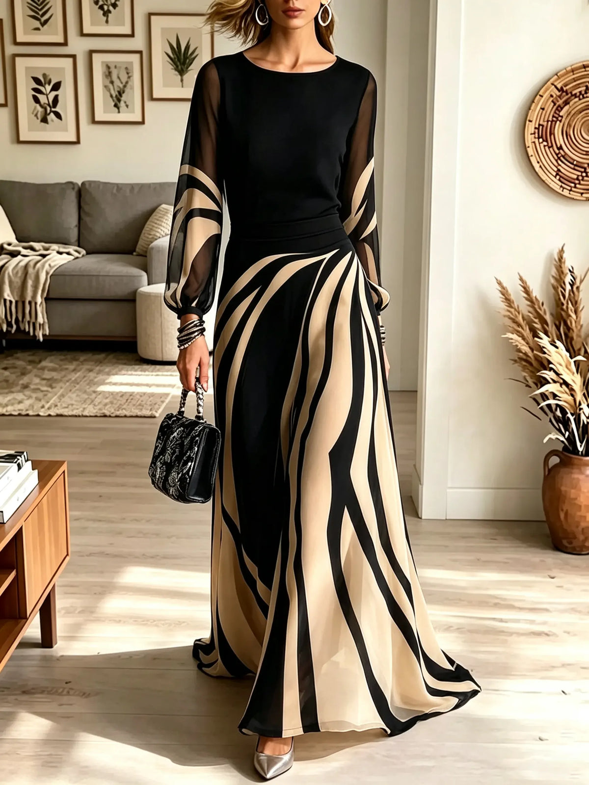 Vestido Largo Estampado con Mangas Transparentes