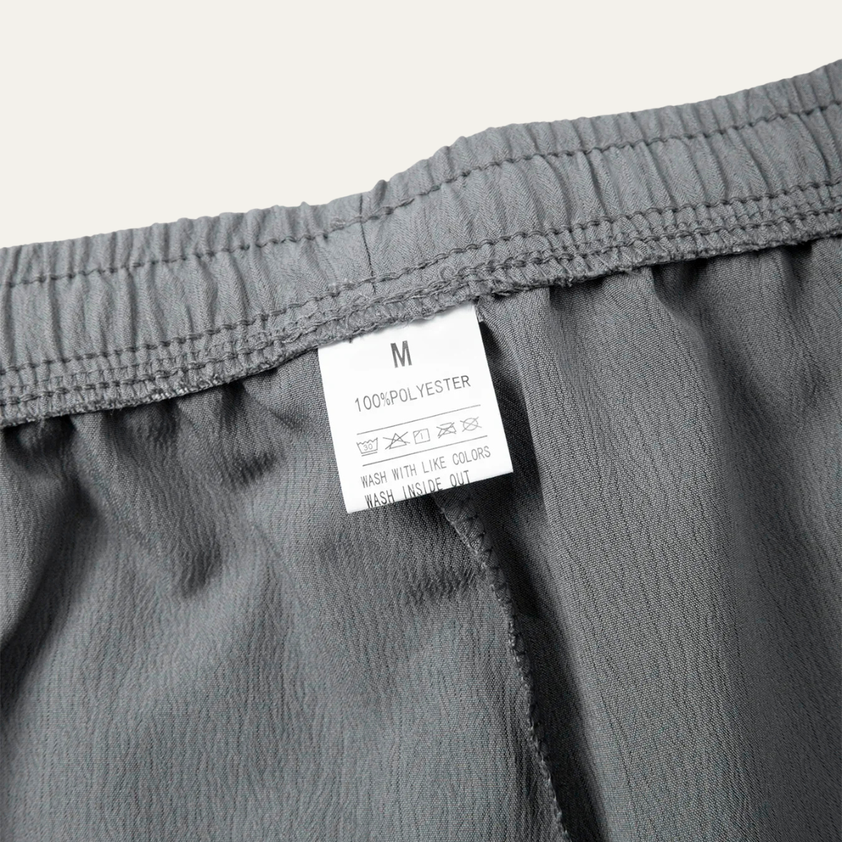 Pantalón recto con cintura elástica y cordón ajustable
