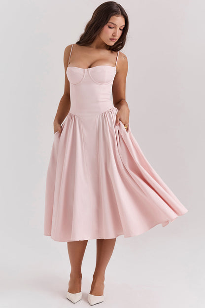 Vestido midi con cuerpo corsé y falda acampanada