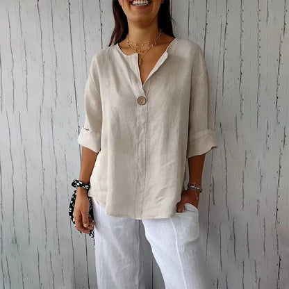 Blusa de lino con botón de madera